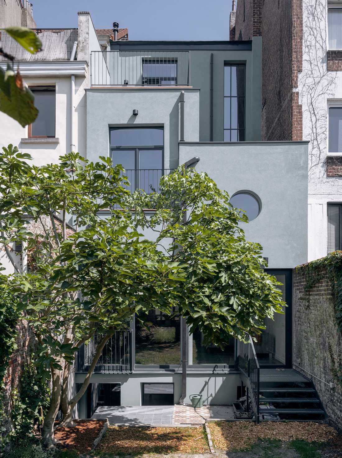 Extension d'une maison de ville mitoyenne par un architecte à Nîmes