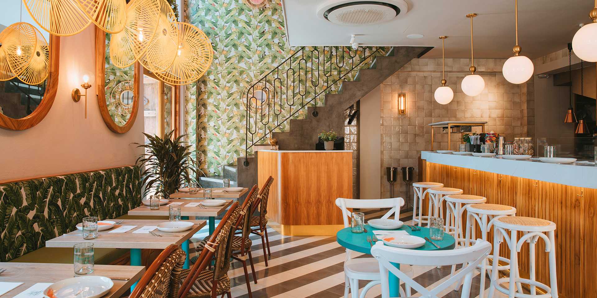 Restaurant renovated by an architect specializing in commercial architecture in Gard (30)