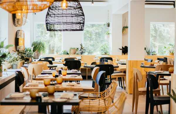 Remodelling intérieur d'un hôtel - restaurant à Nîmes par un architecte