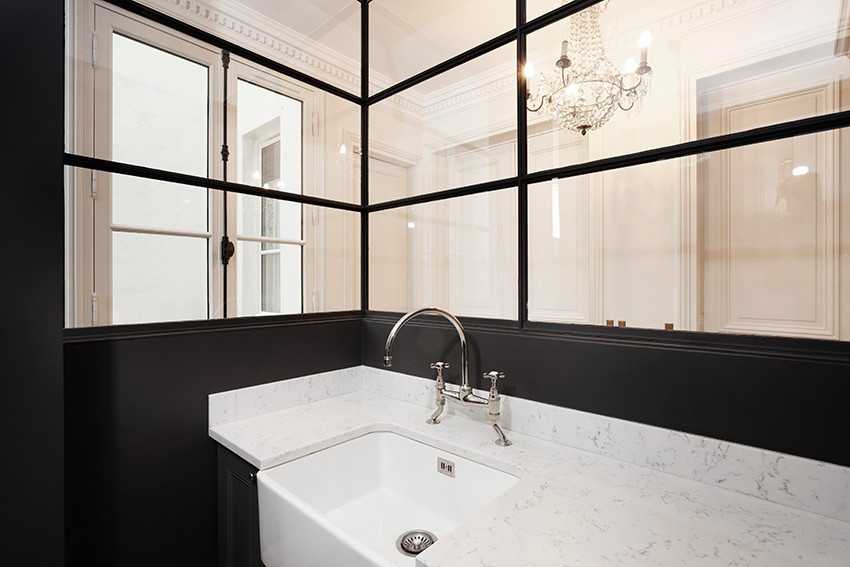 Salle de bain aménagée par un architecte d'intérieur à Nîmes