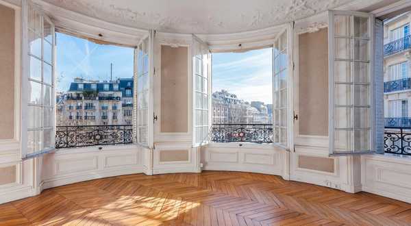 Un architecte vous conseille lorsque vous êtes sur le point d’acheter un bien immobilier à Nîmes