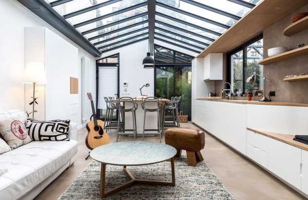 Restructuration complète d'un loft au style industriel par un architecte d'intérieur à Nîmes