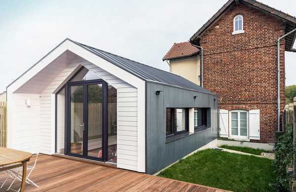 Extension d'une maison en briques par un architecte à Nîmes