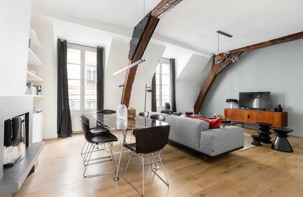 Réunir 3 studios mitoyens pour créer un grand appartement familial de caractère à Nîmes